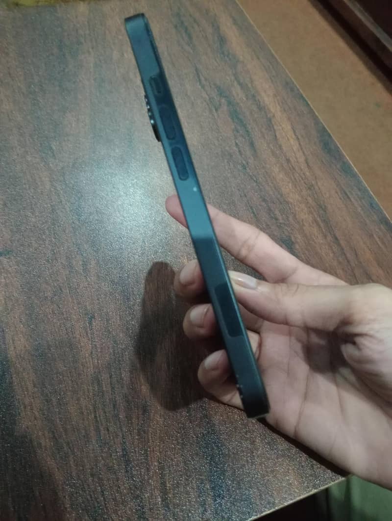 Apple iPhone 14 1