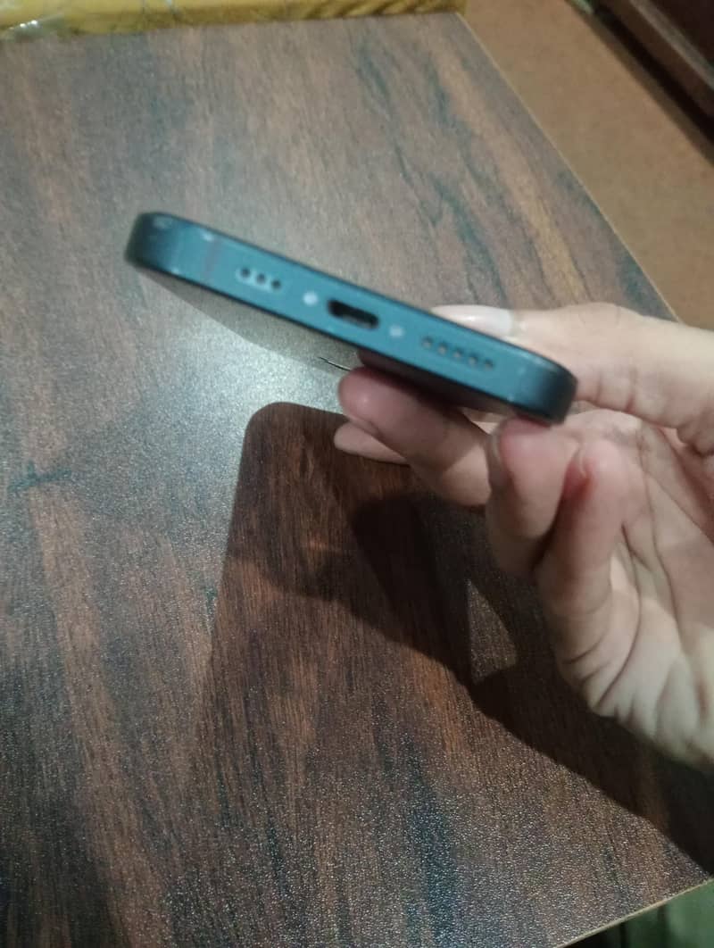 Apple iPhone 14 2