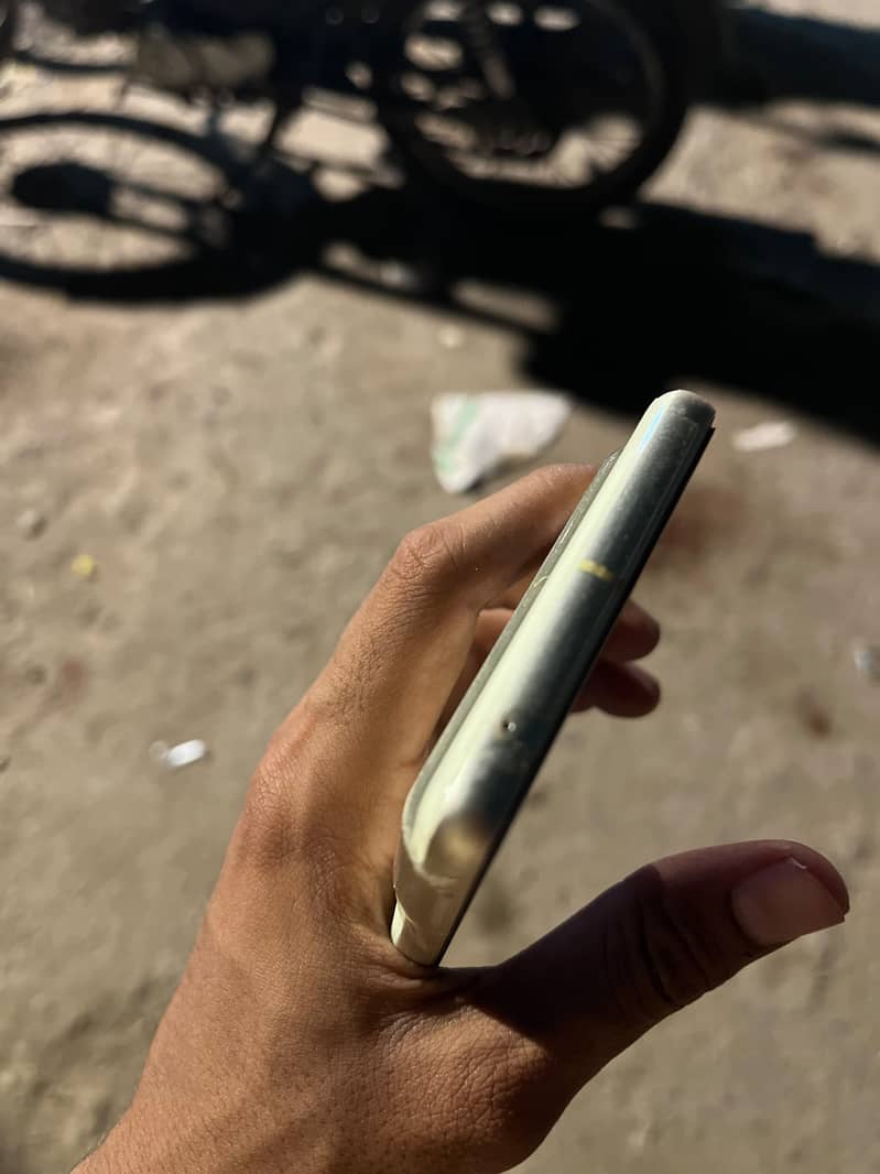 Google Pixel 7a Approved 5