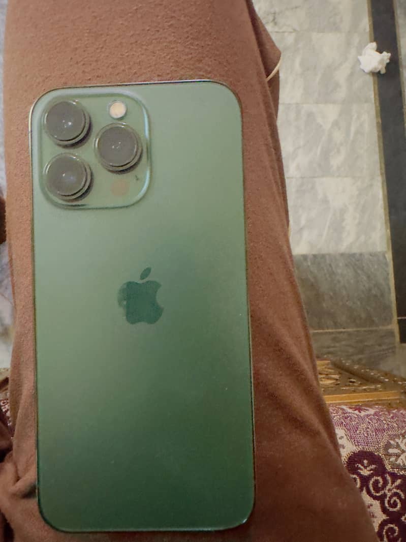 Apple iPhone 13 Pro 3