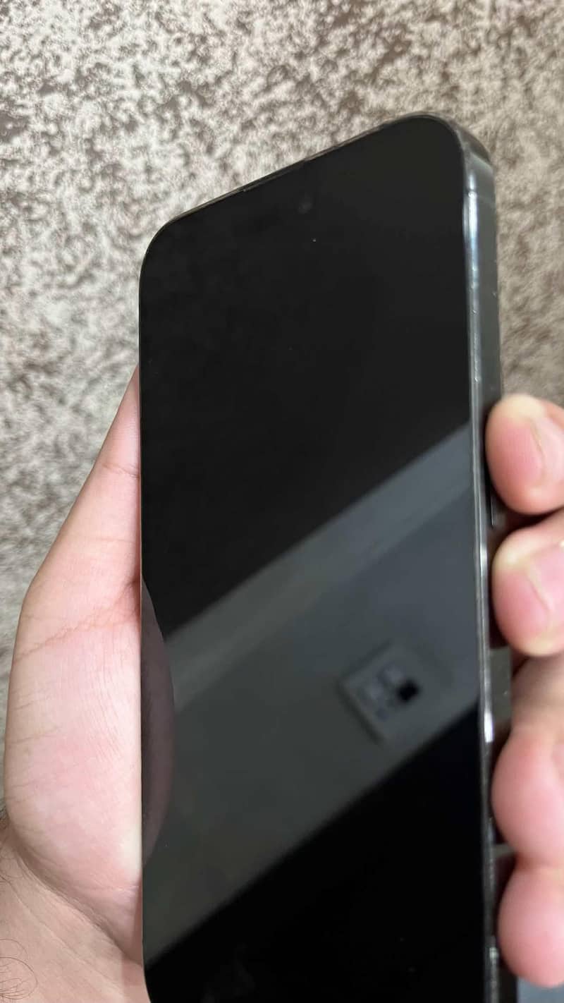 Apple iPhone 14 Pro Max 2