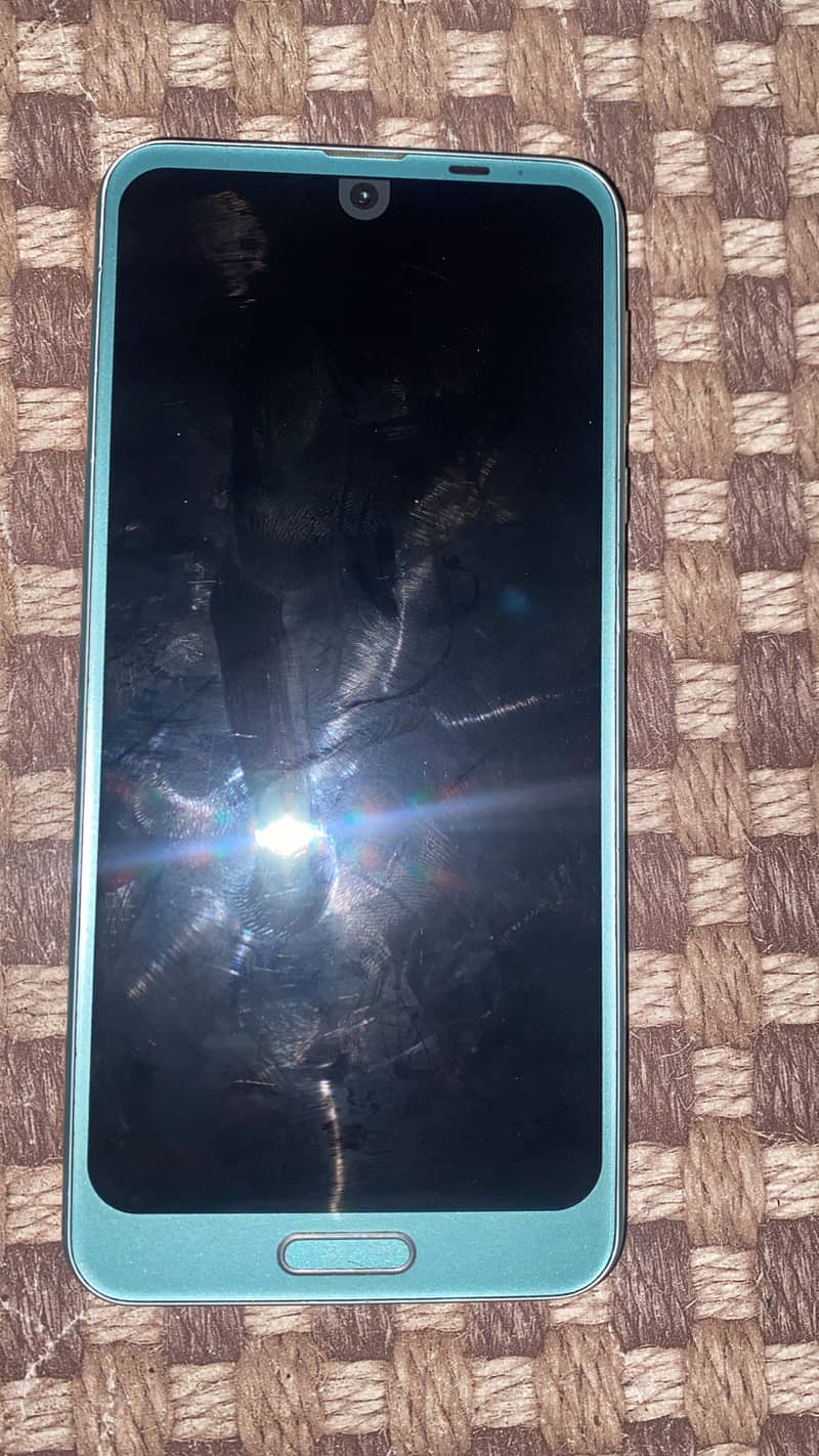 Sharp Aquos R2 2