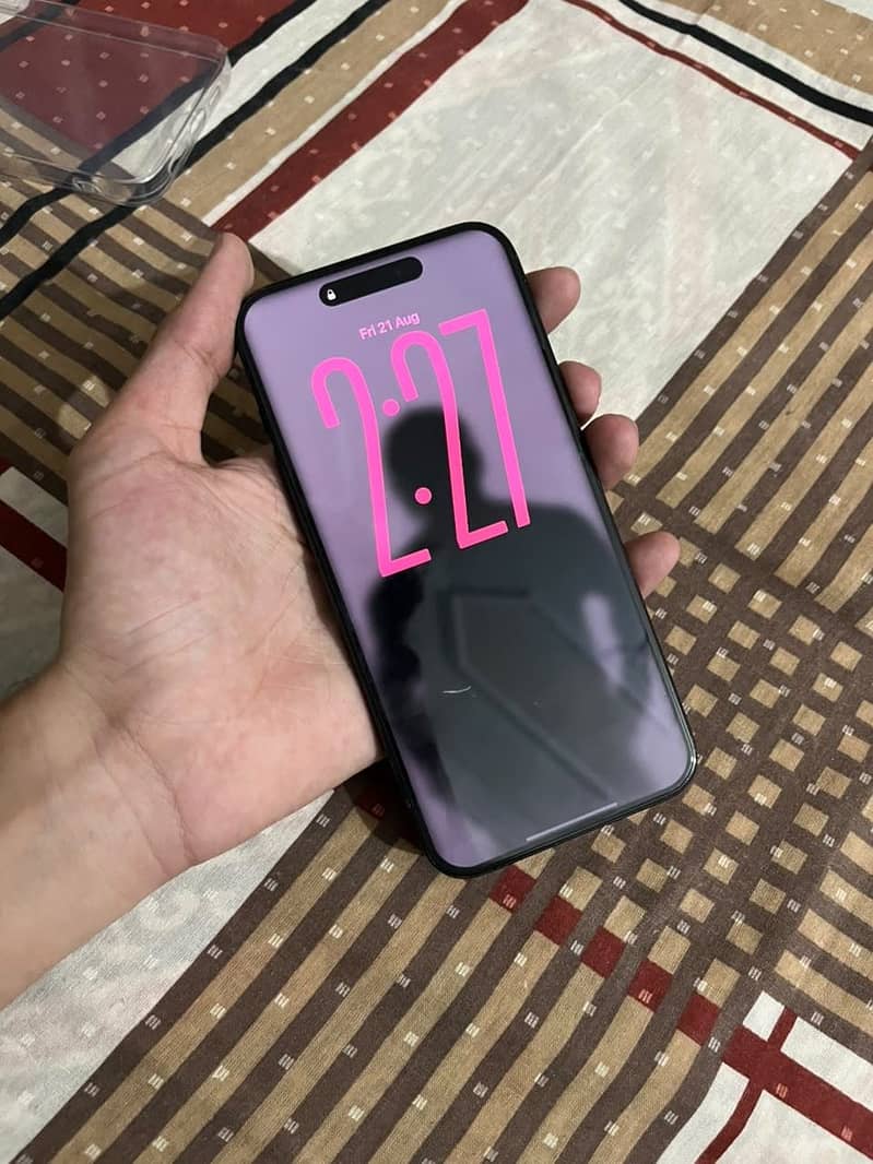 Apple iPhone 15 Pro 1