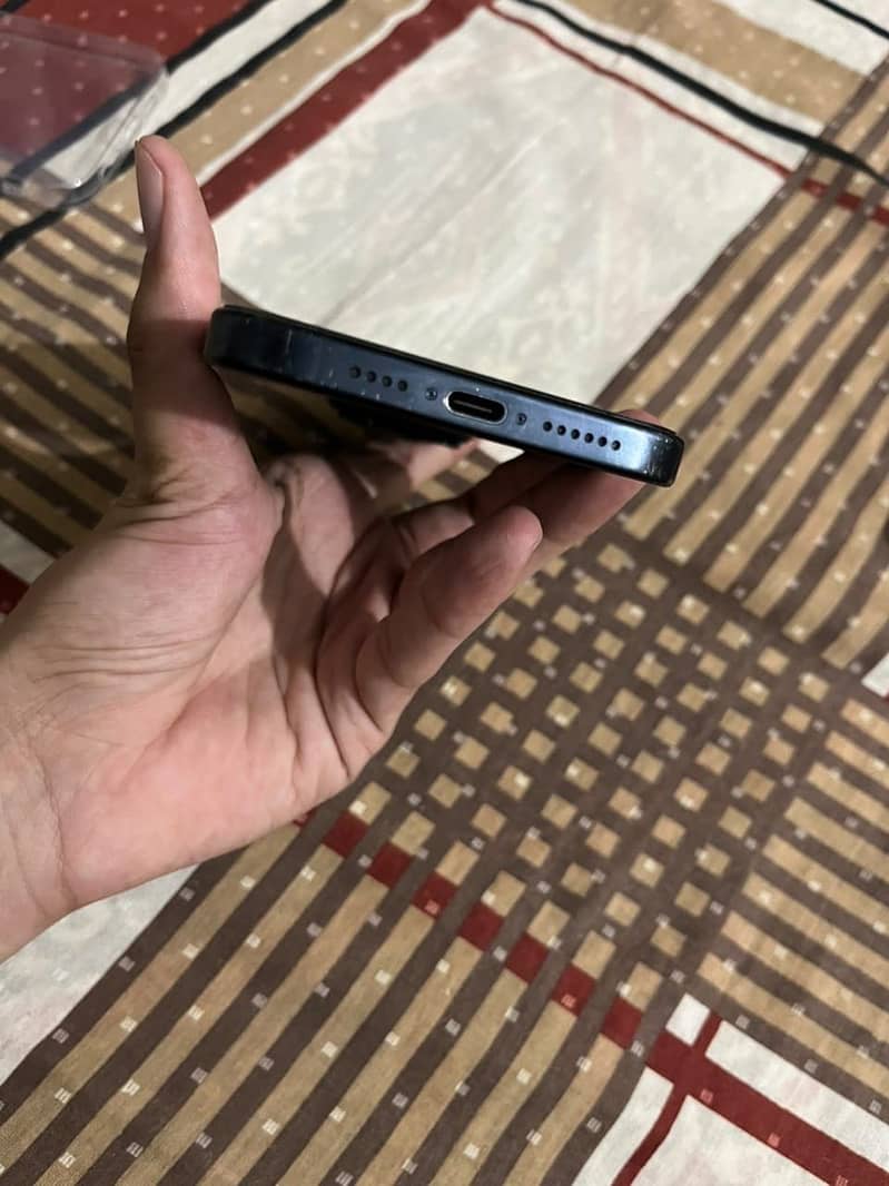 Apple iPhone 15 Pro 5