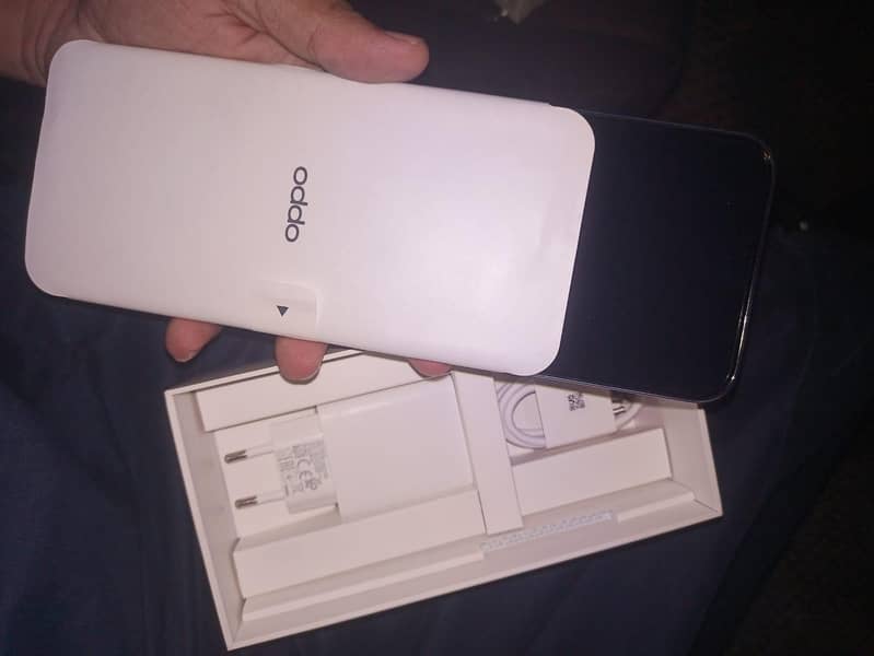 OPPO A6k 4