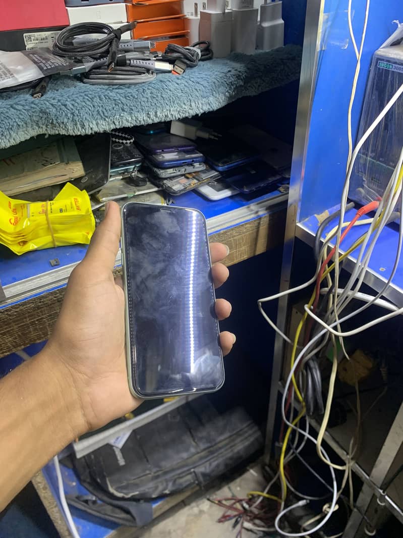 Apple iPhone 11 5
