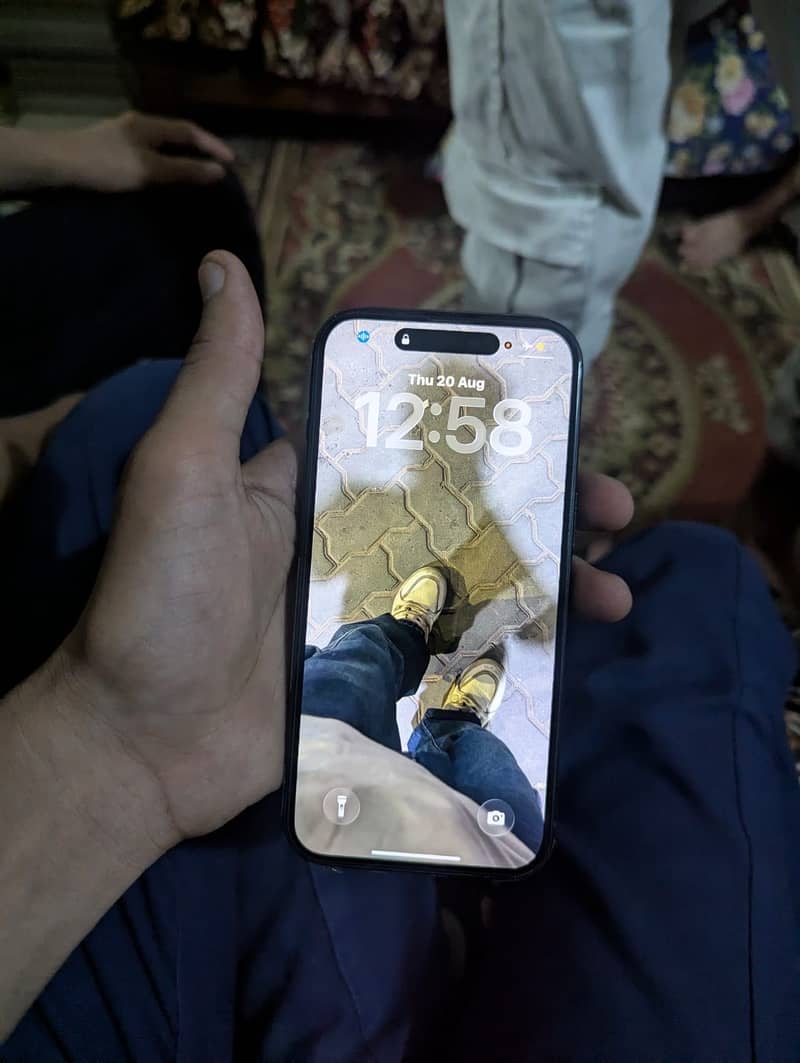 Apple iPhone 15 3