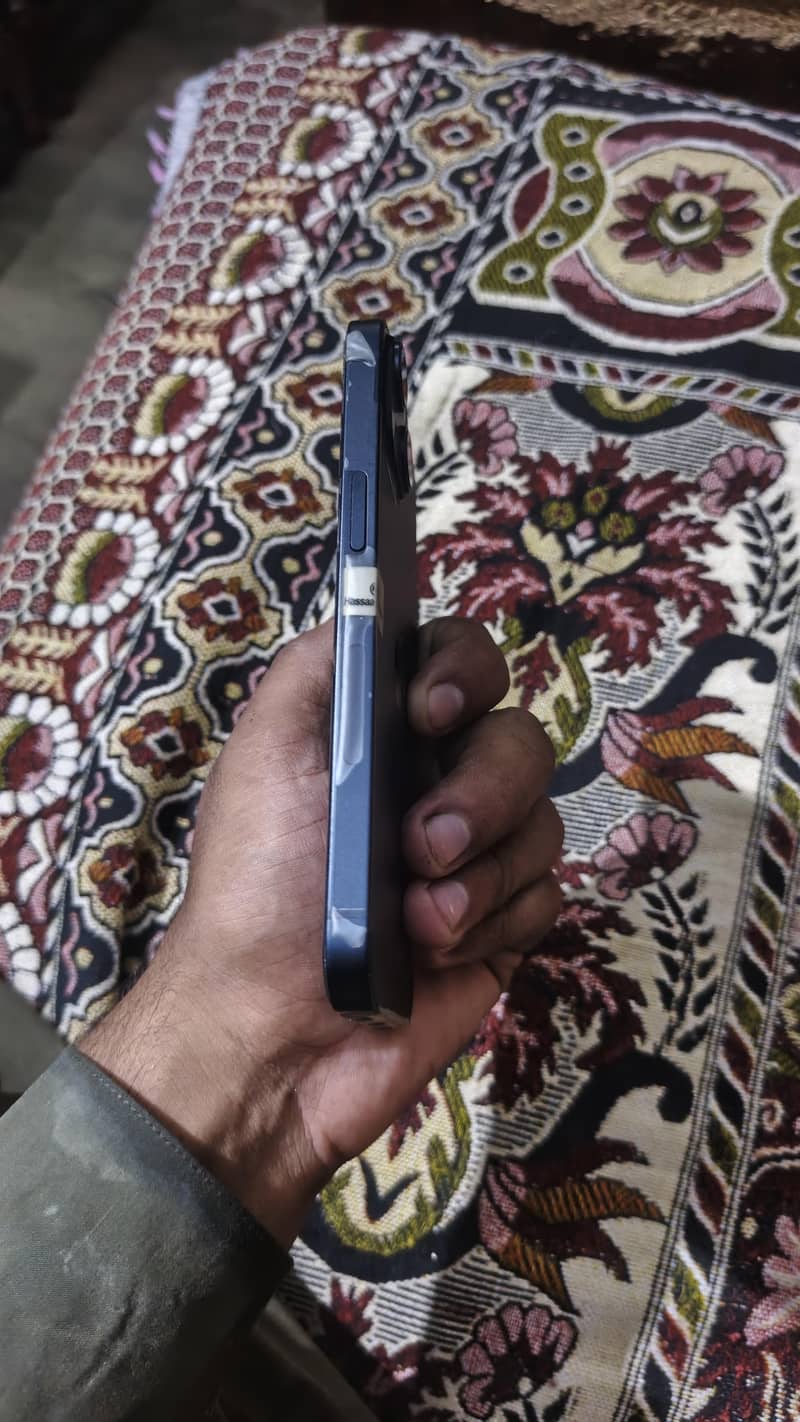 Apple iPhone 14 1