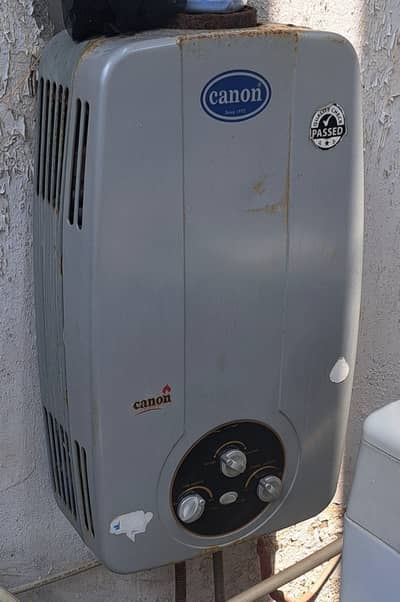 Canon Instant geyser for sale