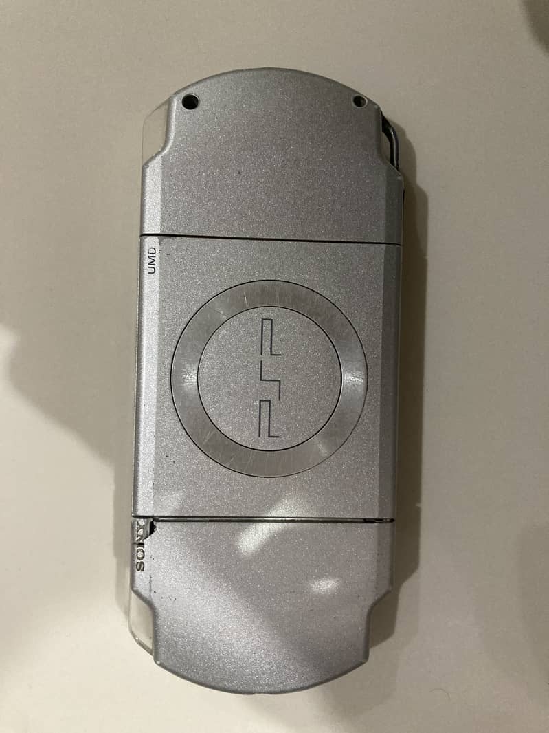 PSP 2000 4