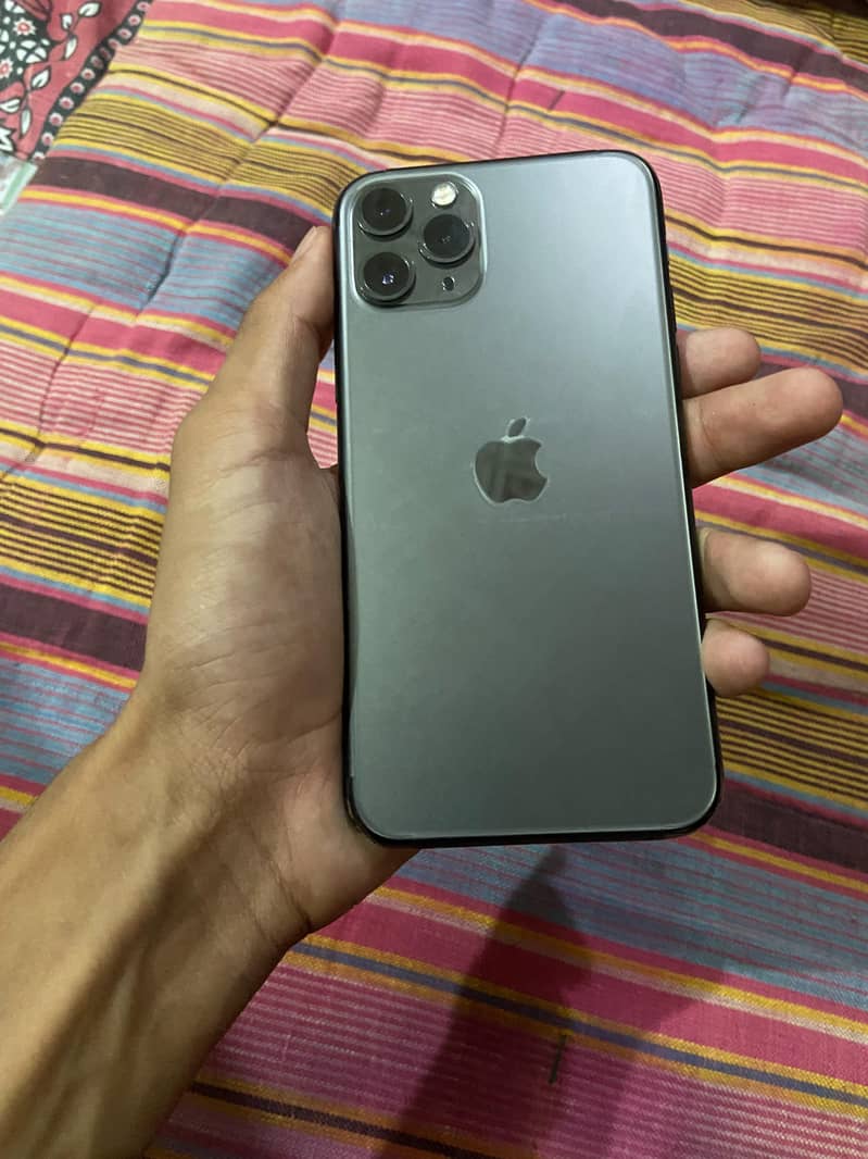 Apple iPhone 11 Pro 1