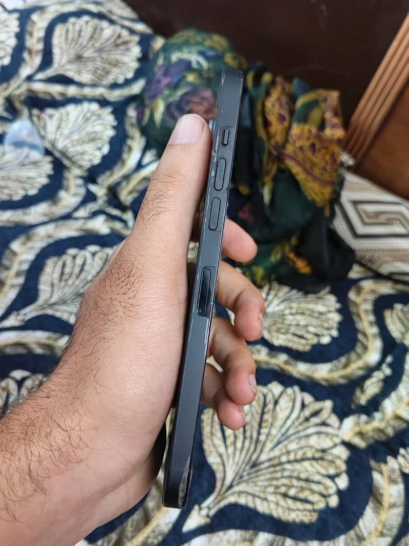 Apple iPhone 14 Pro Max 1