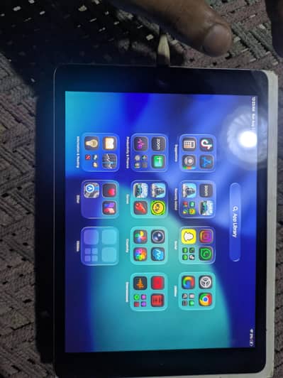 ipad 8th gen 128gb 10/10 conditon with box PUBG beast (urgent sale)