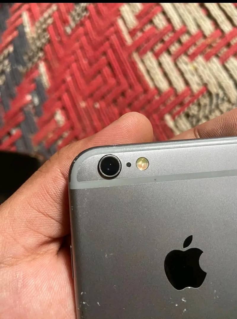 Apple iPhone 6S 3