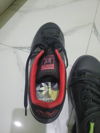addias x marvel shoes
