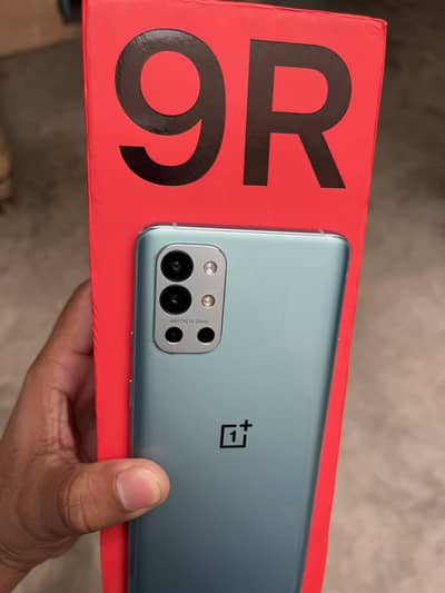 One Plus 9R