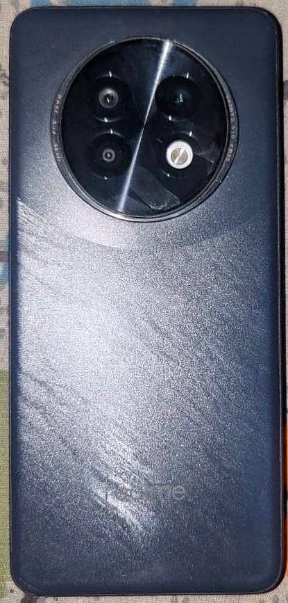Realme 13 Plus 0