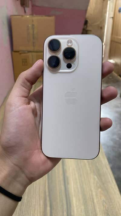 Apple iPhone 16 Pro