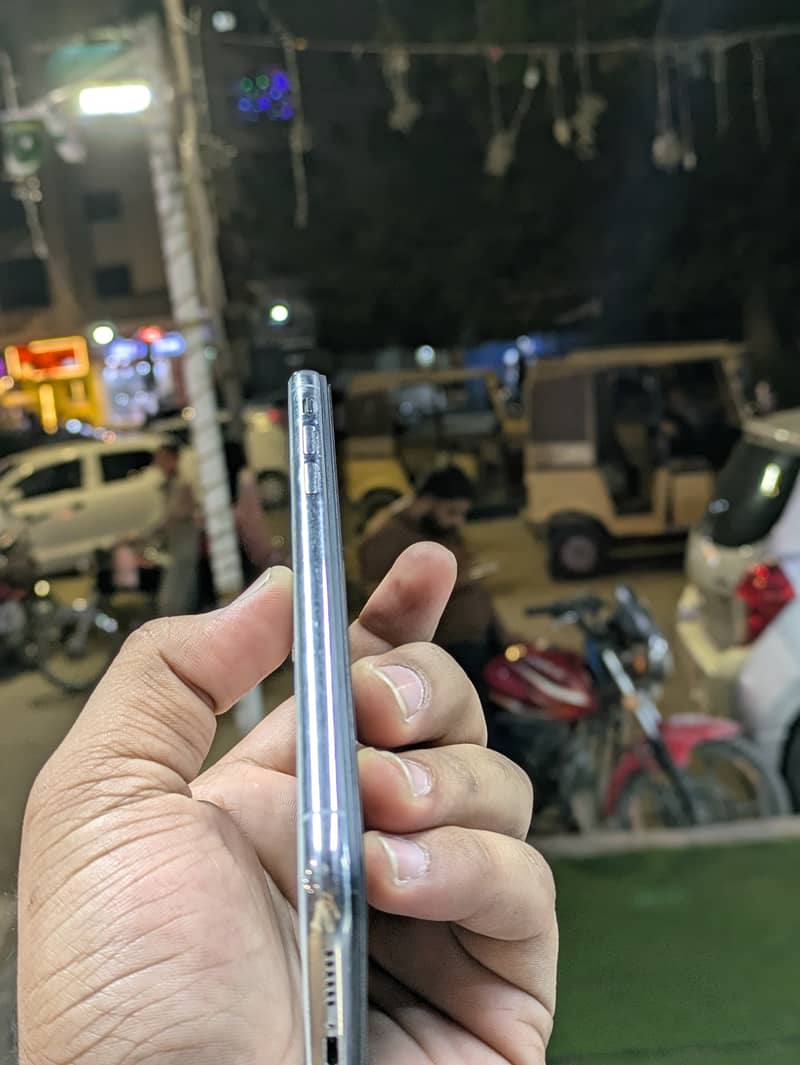 Apple iPhone X 1
