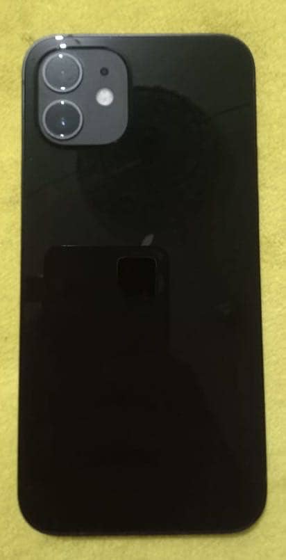Apple iPhone 12 3