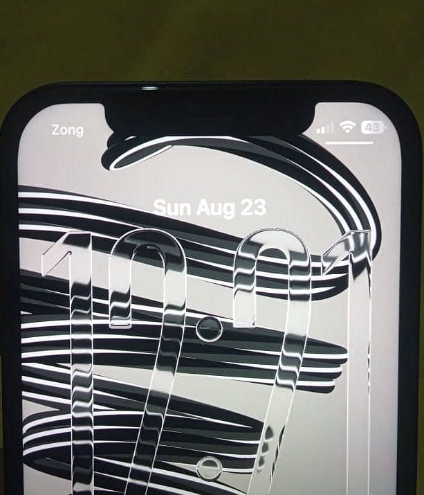 Apple iPhone 12 8