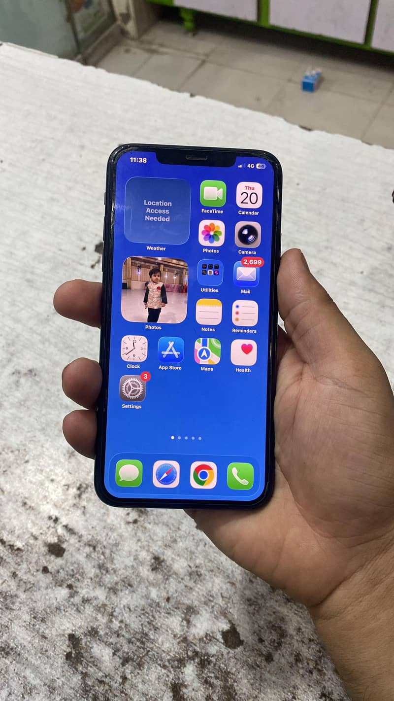 Apple iPhone 11 Pro 0