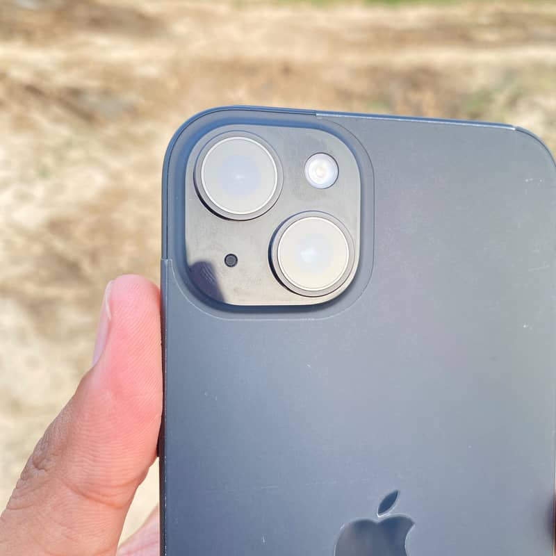 Apple iPhone 15 plus 6