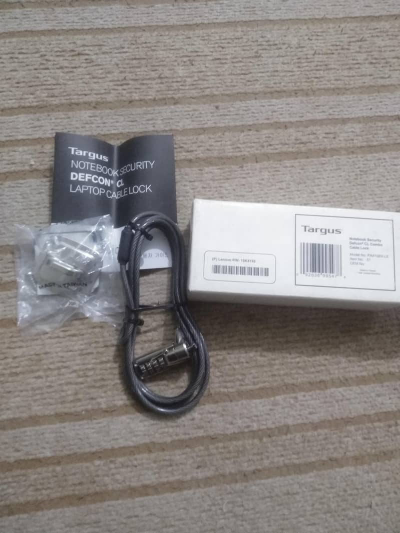 Dock station/ Xeon processor/ Cisco network interface card 12