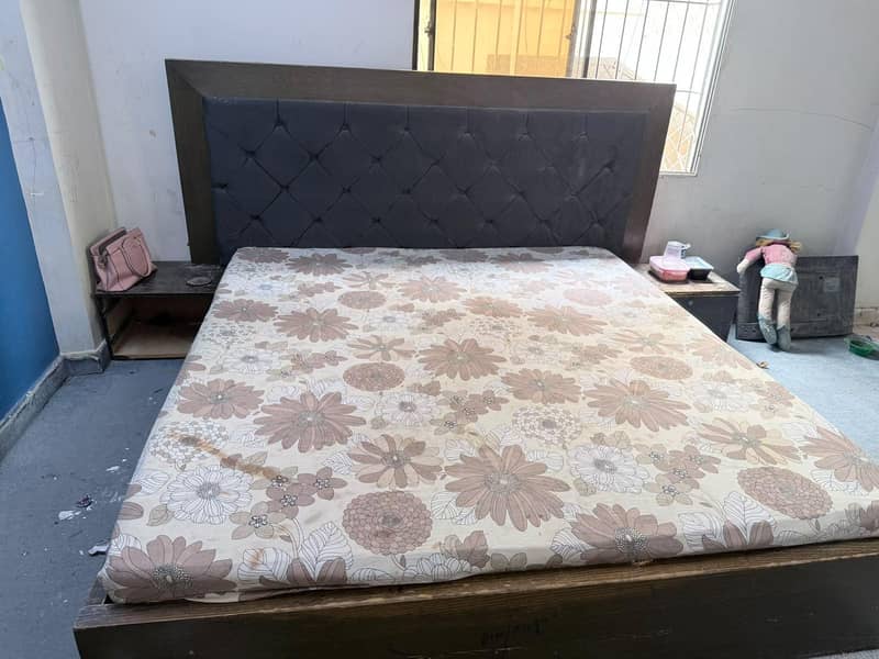 king size bed 2