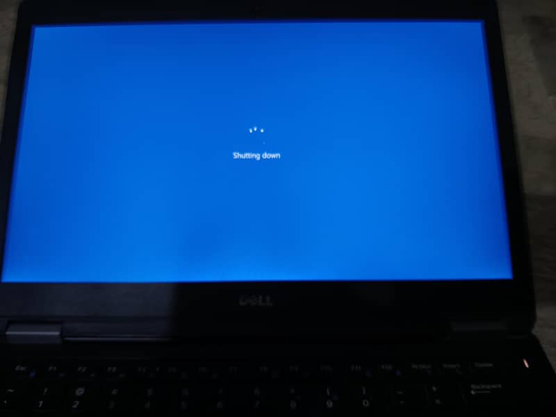 Dell Latitude E5470 4