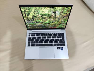 HP ELITE BOOK 830 G9 NOTEBOOK (touch screen)