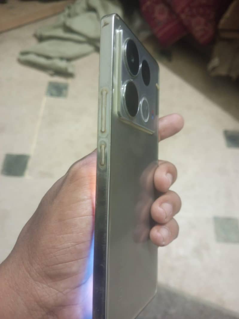 Infinix Note 40 1