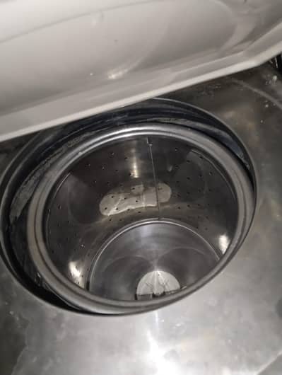 Heavy Body Spin Dryer – Good Working Condition