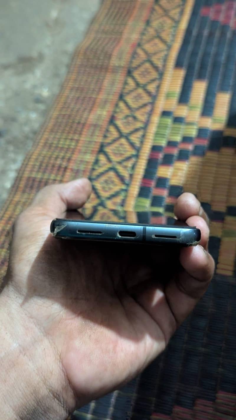 Google Pixel 8 6