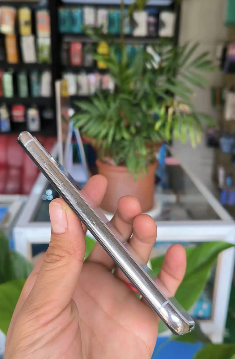 Apple iPhone X 1