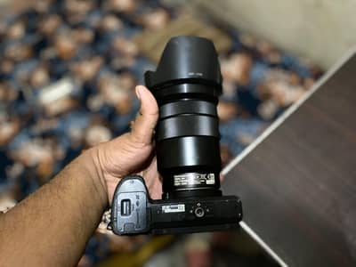 Sony a6500 with lanz 18:105 L4 Sony