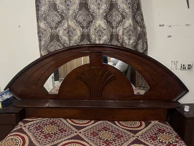 Double bed with side tables