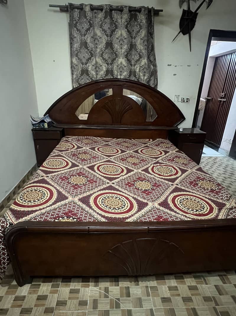 Double bed with side tables 1