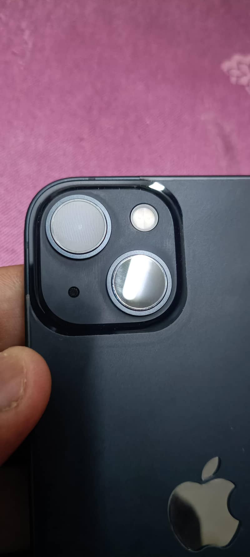 Apple iPhone 13 6