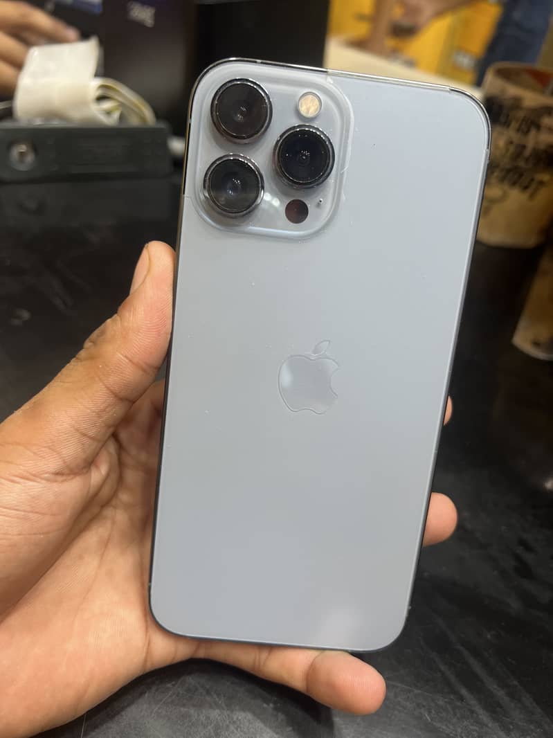 Apple iPhone 13 Pro Max 7