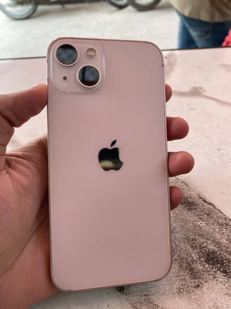 iPhone 13 1