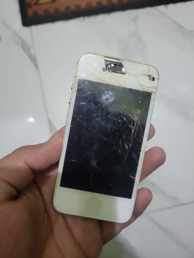 Apple iPhone 4s