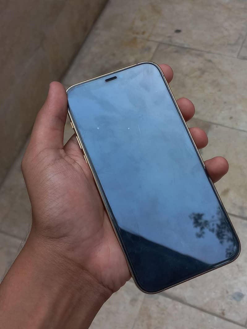 Apple iPhone 12 Pro 6