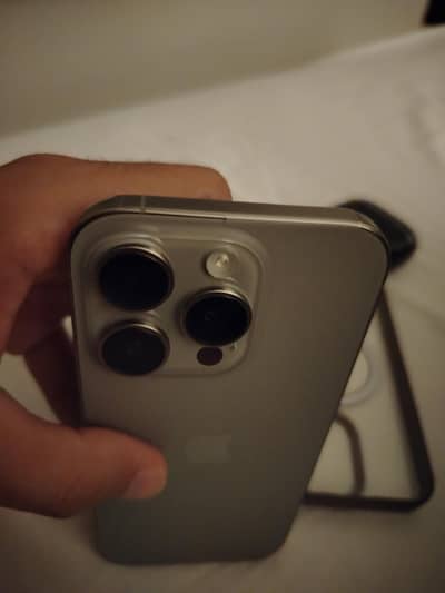 Apple iPhone 16 Pro