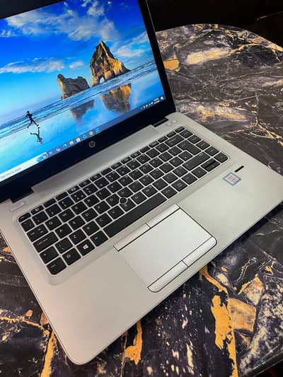 laptop HP elitebook 840 i5 7th generation excellent condition