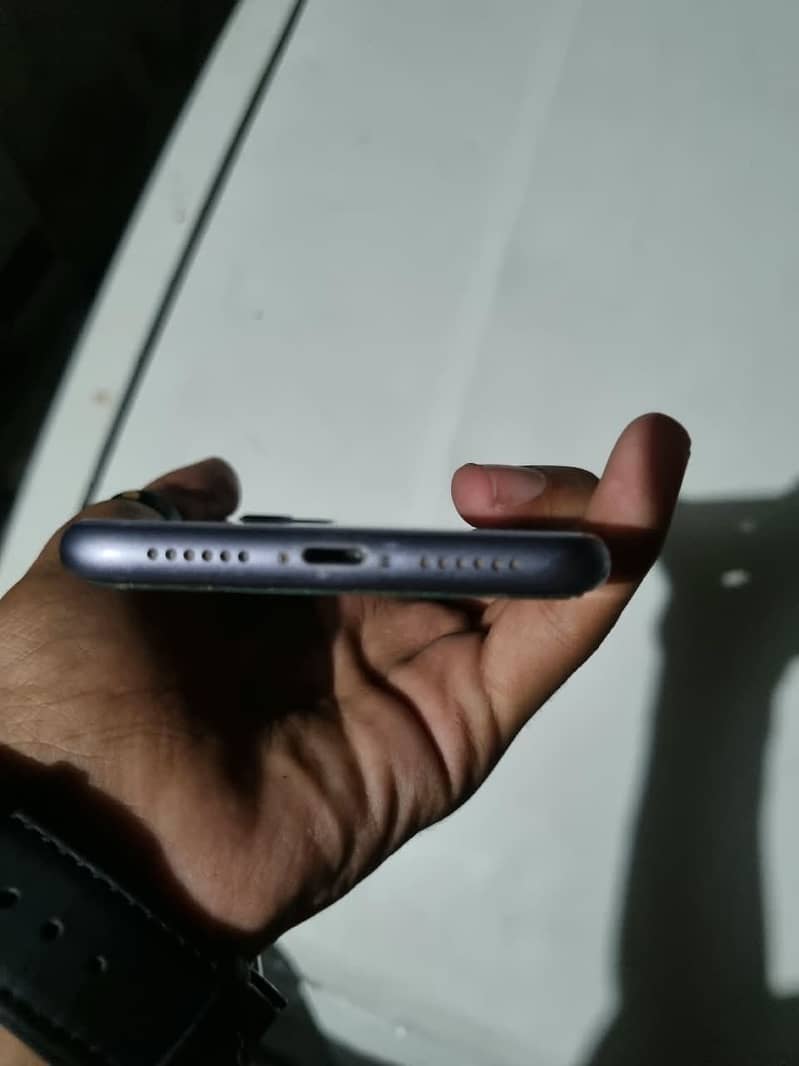 Apple iPhone 11 2