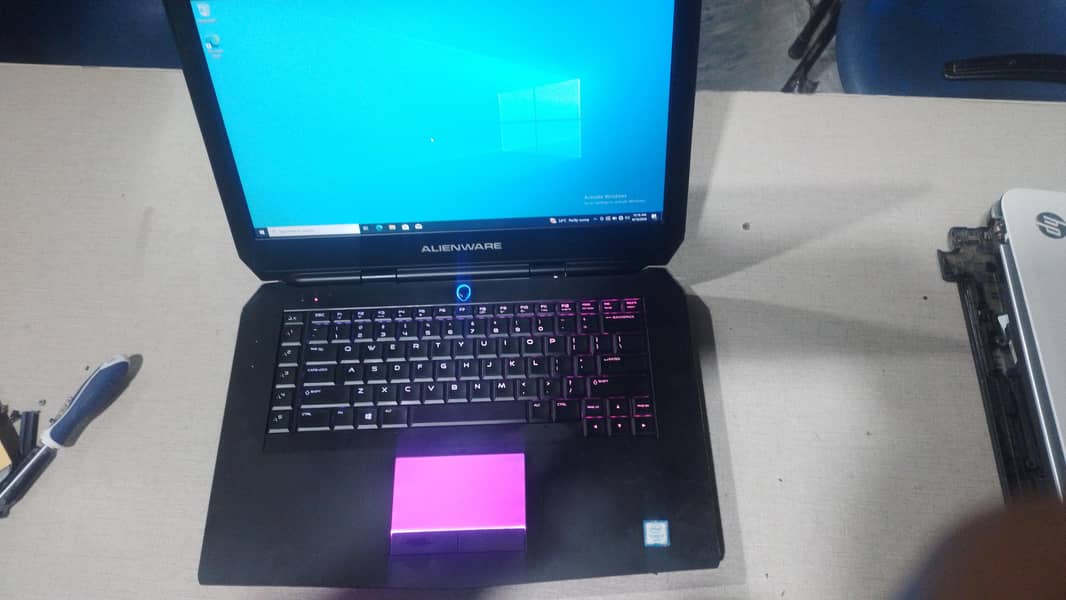 alienware 0