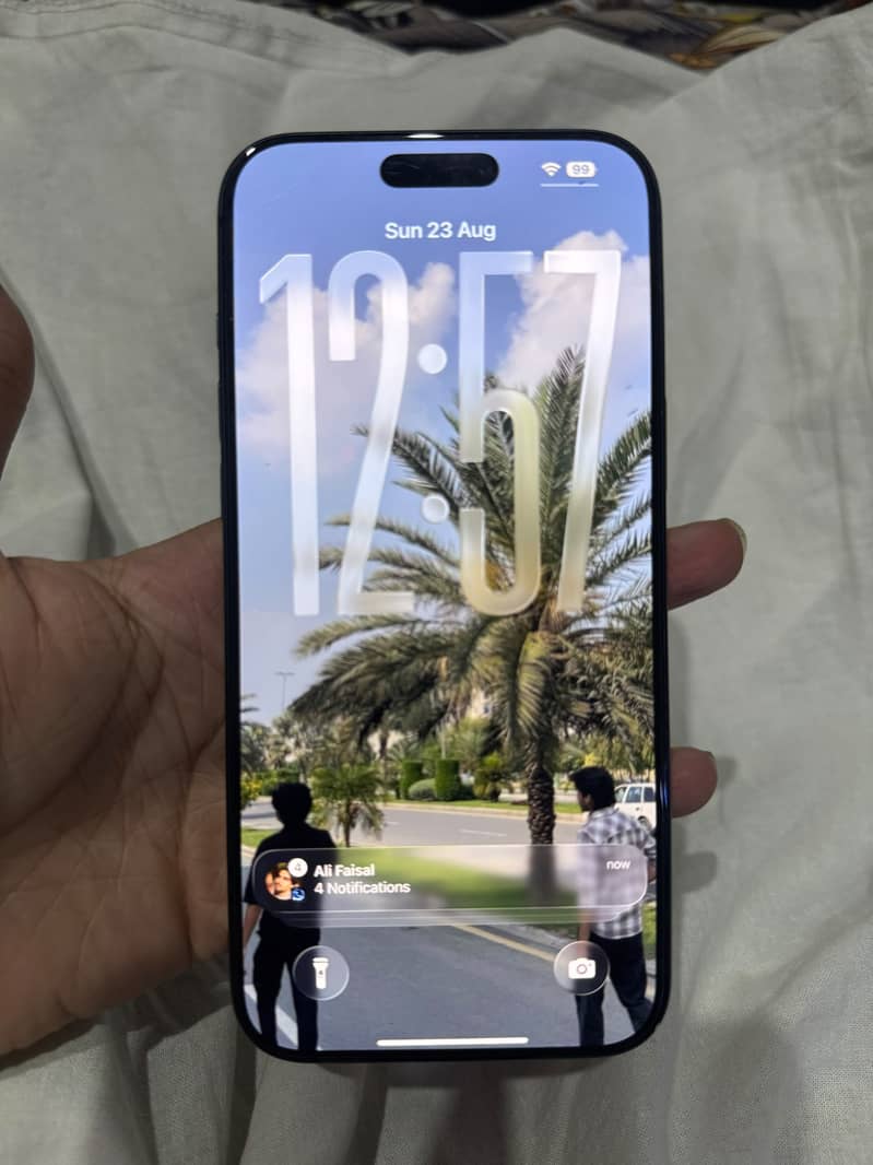 iPhone 17 Pro Max JV 3