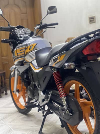 Honda cb150f