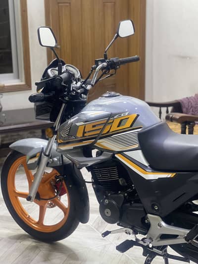 Honda cb150f